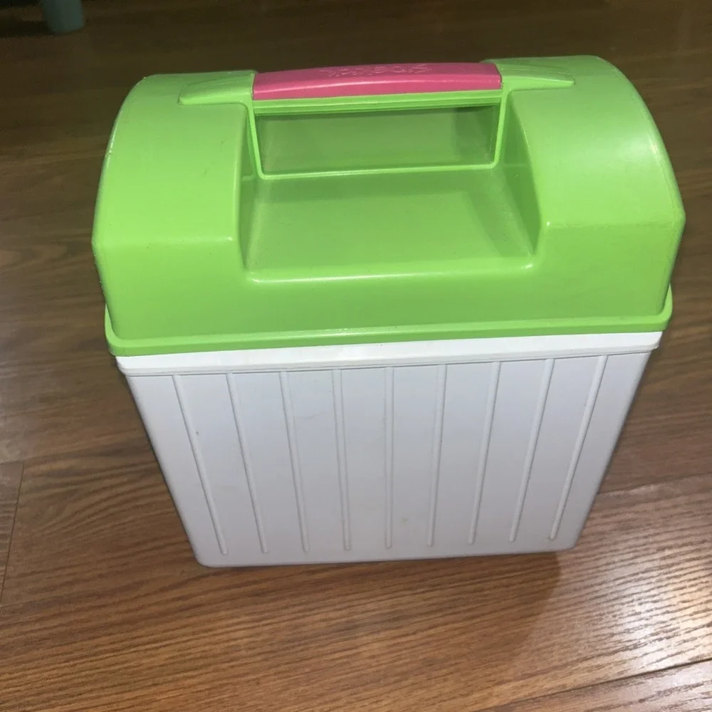 Vintage Lime Rubbermaid Model 1922 Sidekick Personal Cooler Lunchbox 6-Pk 3-Qt